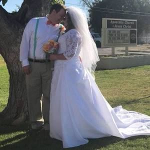 Meet your Posher, Alicia